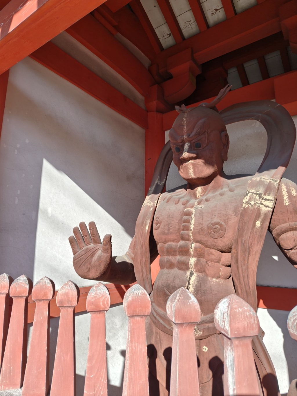 【金剛力士とは？】寺院の門で出会う「金剛力士」が握る、あなたの「幸せの種」