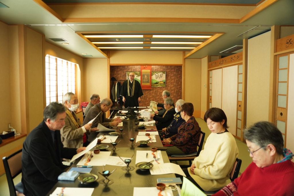 17692457711686619521376502924419