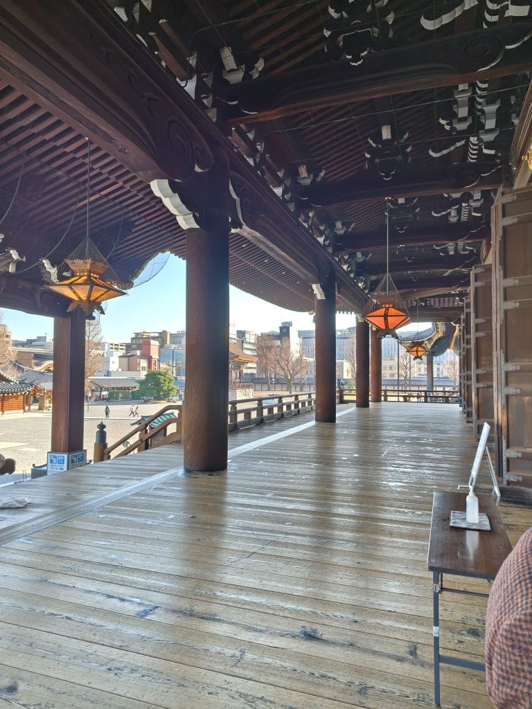 260107142000043917153156232077120